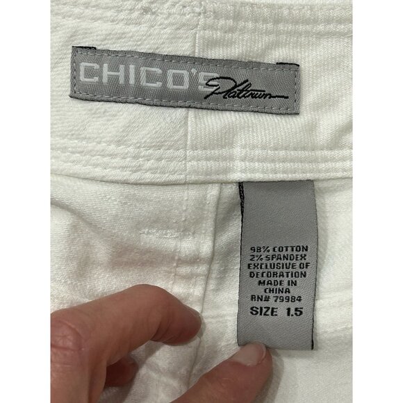 Chicos Platinum White Cropped Jeans Embellished Pockets Sz 10 - Picture 6 of 10